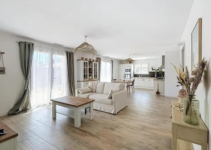 On Arcachon Bay オードンジュ